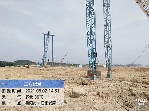 湖南金石基础工程有限公司,旋挖桩施工,预应力管桩施工,人工挖孔桩施工,冲孔桩施工,长螺旋灌注桩施工,基坑支护工程施工,锚杆锚索施工,冠梁、腰梁施工,地基强夯处理工程,厂房及道路地基强夯处理工程,高速公路地基强夯加固处理,物流园港口地坪地基强夯工程,各种综合市场（3—6房）房屋建筑地基基础处理,铁路（含高铁）路基加固工程,机场跑道地基加固处理工程